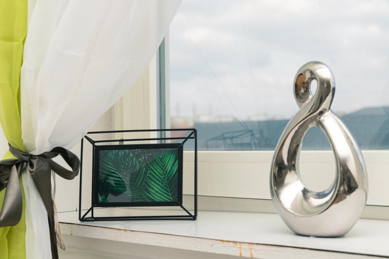 Milky Way Top Floor 2-Bedroom Apartment Air Condition Vienna Luaran gambar