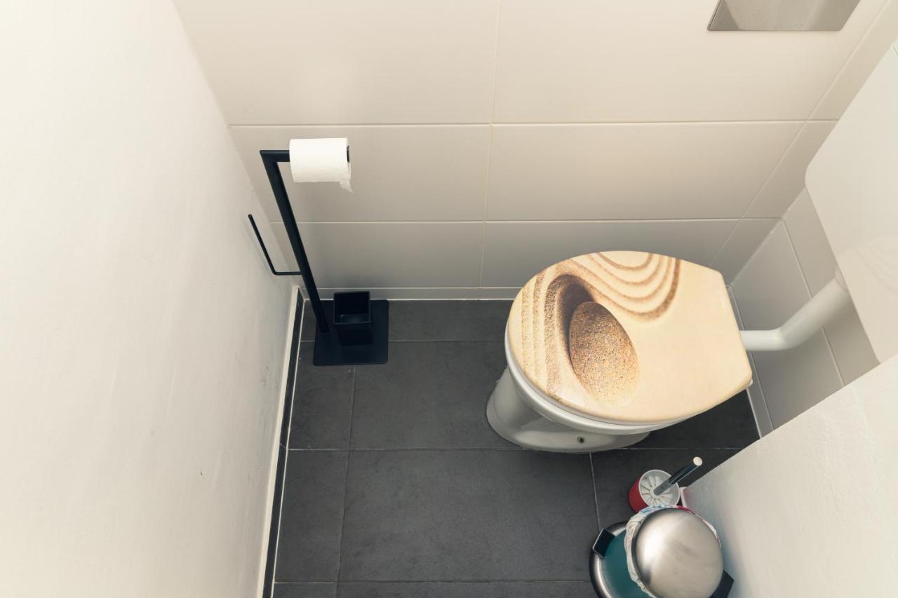 Milky Way Top Floor 2-Bedroom Apartment Air Condition Vienna Luaran gambar