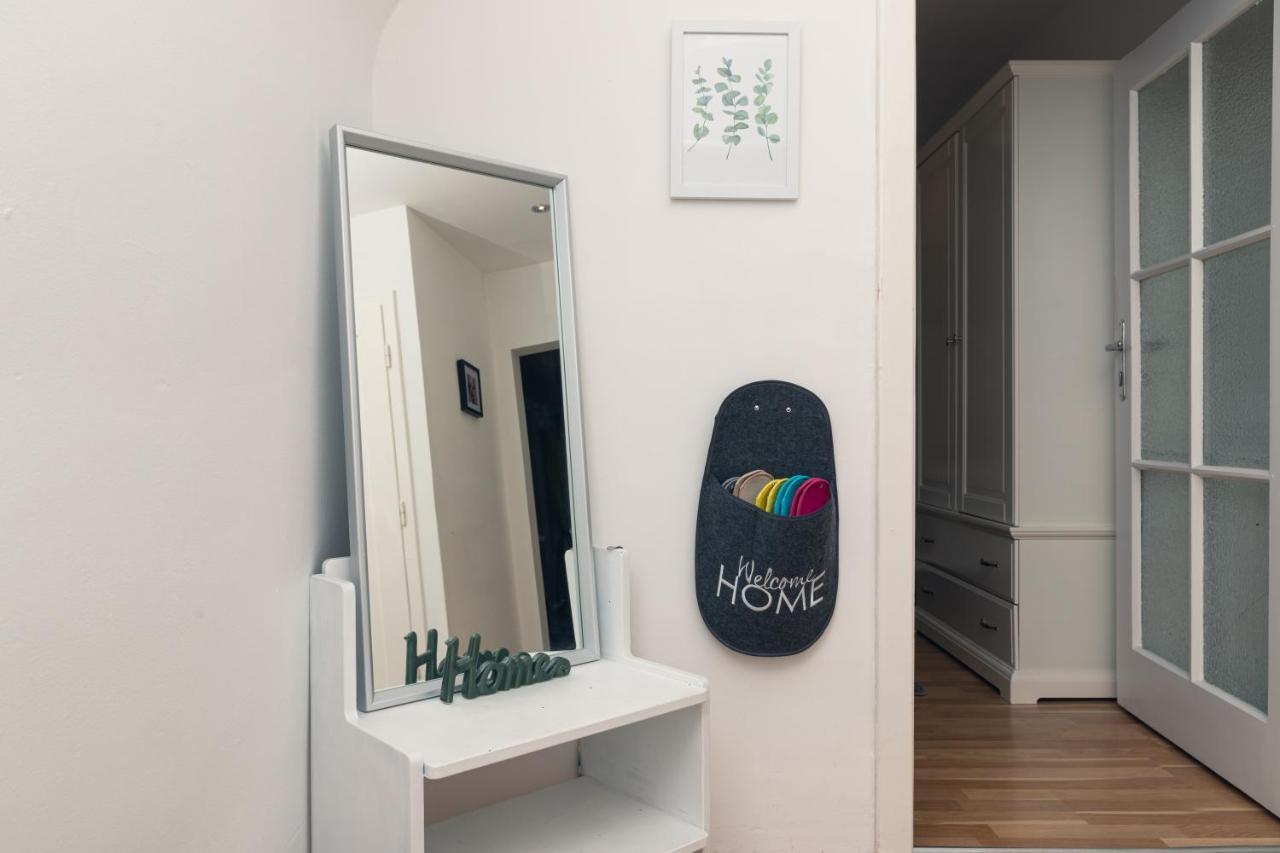 Milky Way Top Floor 2-Bedroom Apartment Air Condition Vienna Luaran gambar